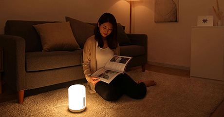 Lampara Led Xiaomi Mi Bedside Lamp 2 9W White Alexa Bivolt Mue4093Gl